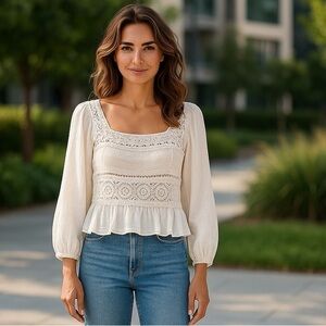 American Eagle cream long sleeve smocked crocheted poet style blouse SZ-Medium